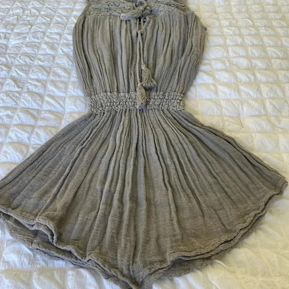 Jen’s Pirate Booty gray gauze drop waist mini dress - Picture 3 of 10